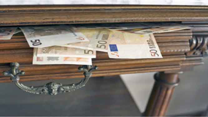 Previsioni Lotto chiuse nel cassetto 1 cas06052023